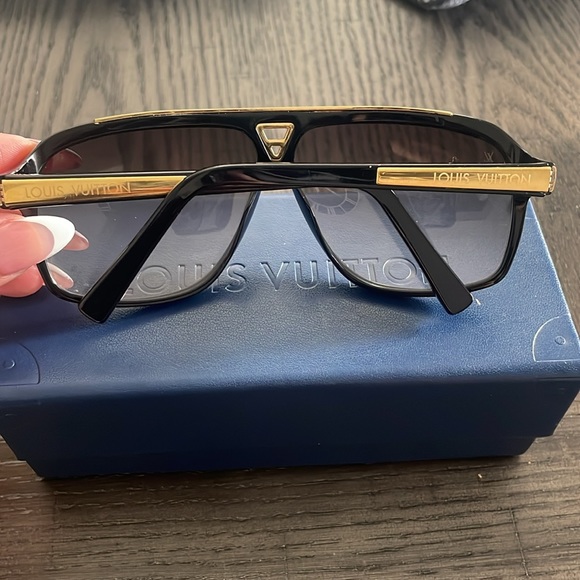 Louis Vuitton unisex sunglasses - Picture 3 of 10